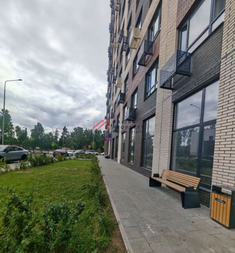 Продажа торгового помещения в ЖК "Новоград Павлино"