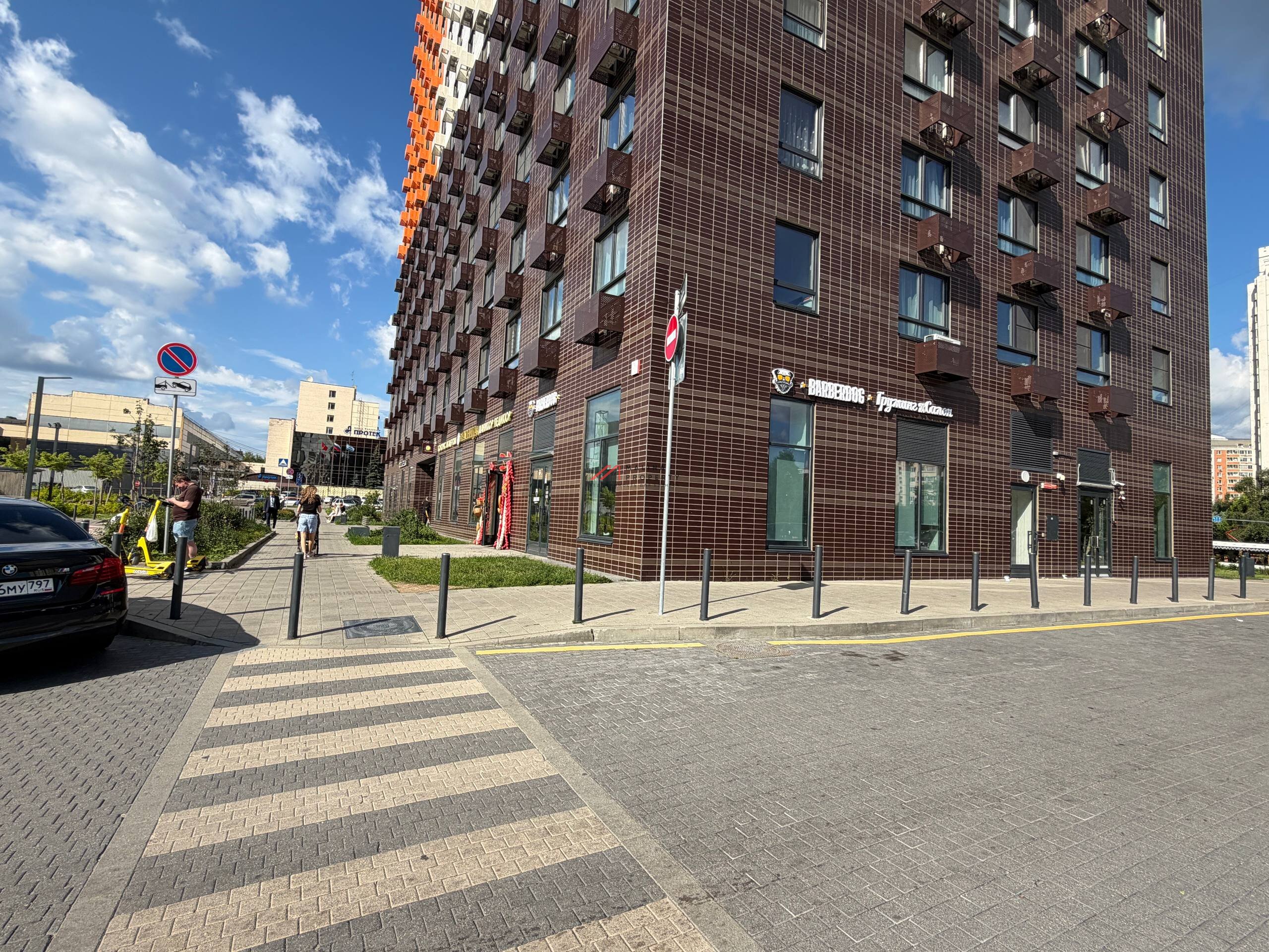 Продажа торгового помещения в ЖК "Полярная 25"