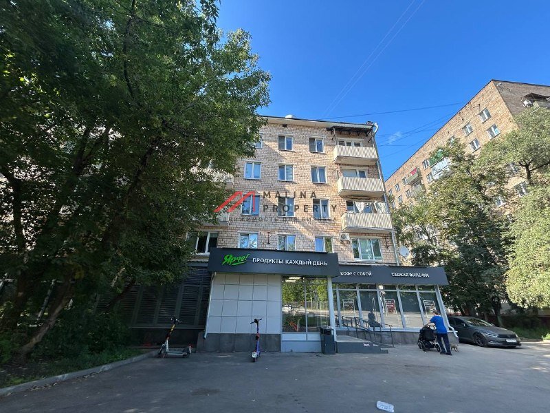Продажа помещения с магазином, окупаемость 9 лет.