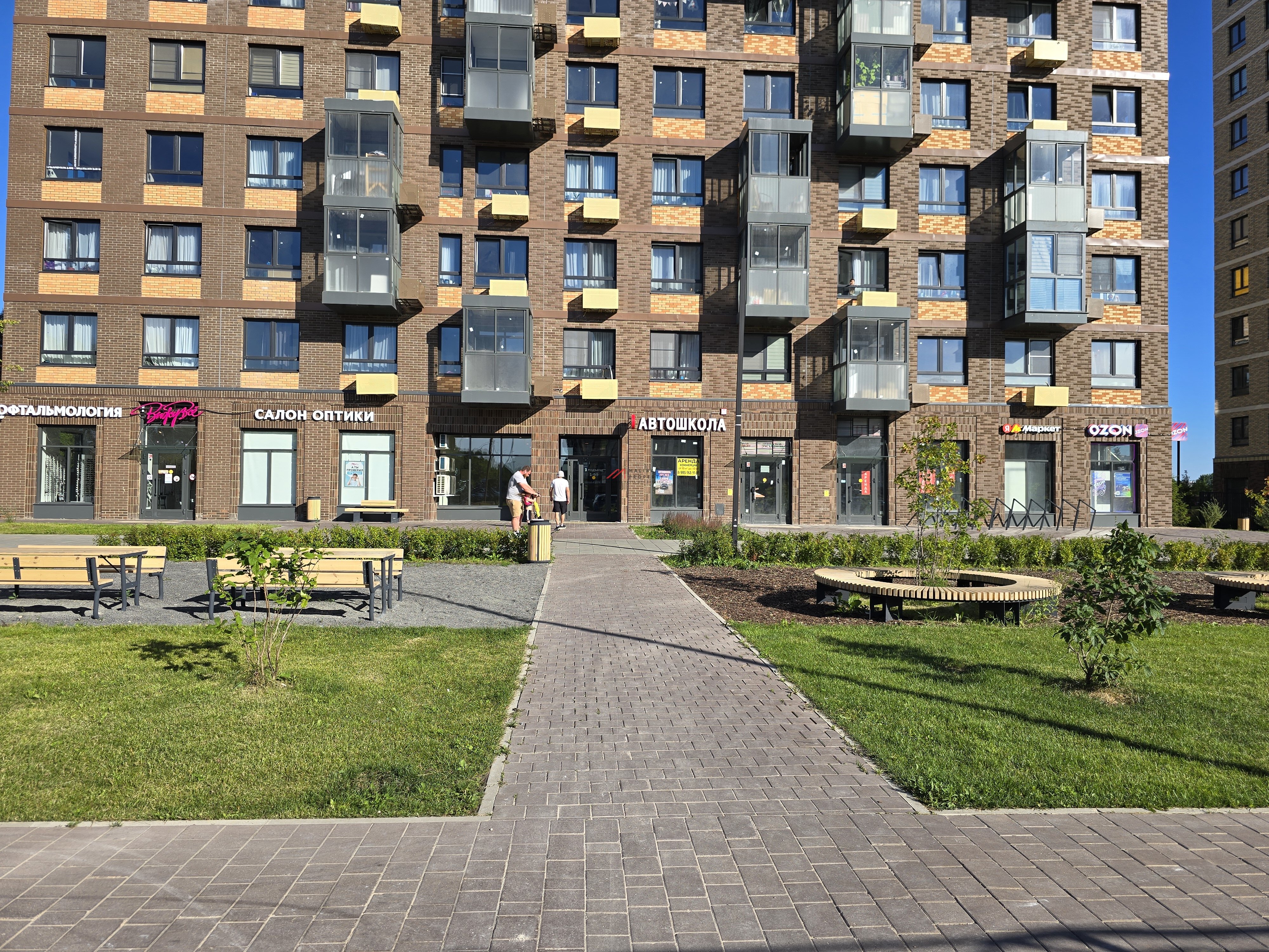 Продажа торгового помещения в ЖК "Алхимово"