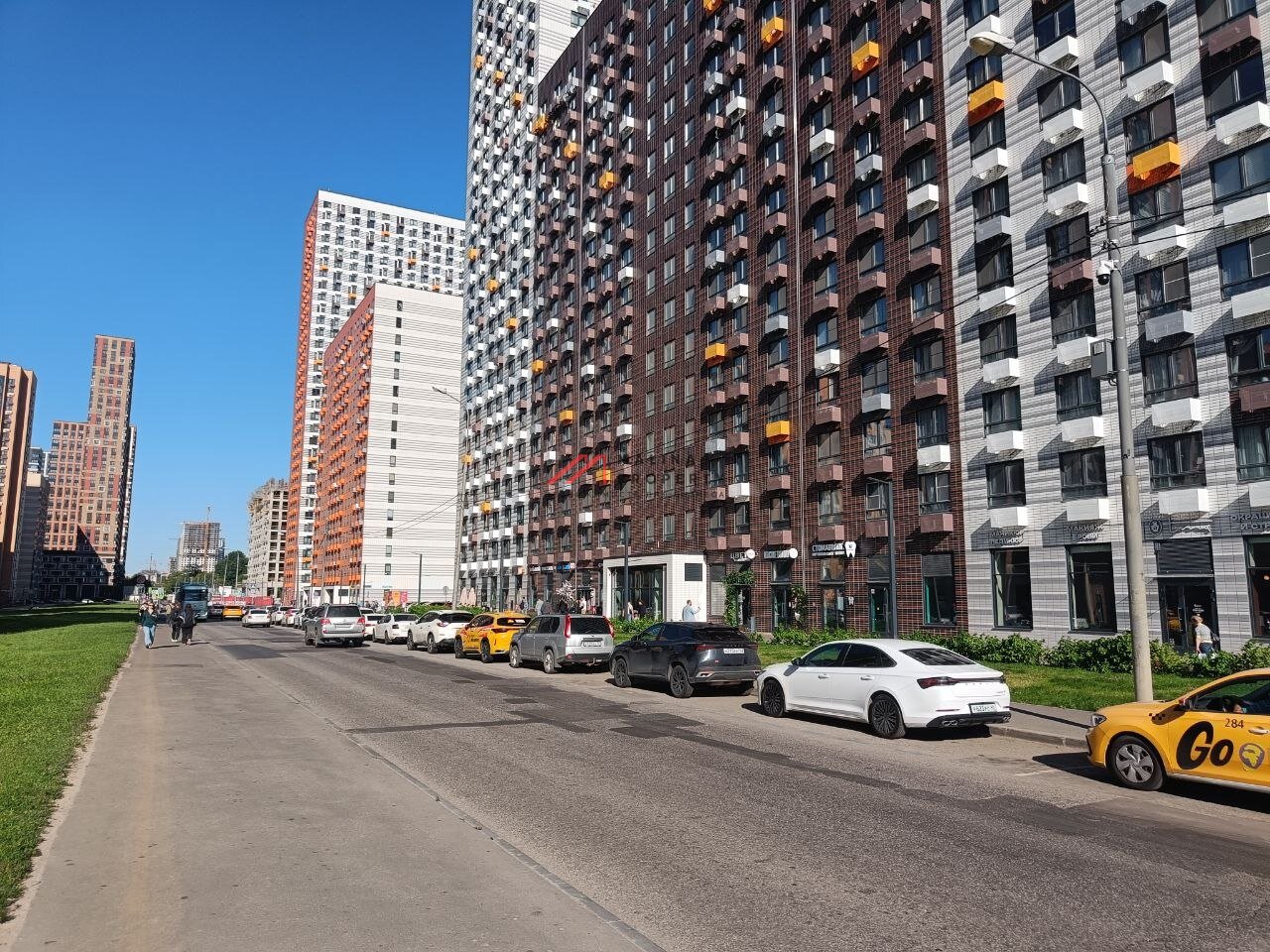Аренда торгового помещения в ЖК "Амурский парк" 