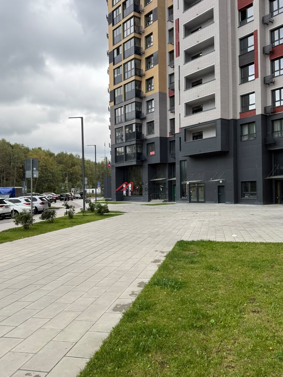 Продажа торгового помещения в ЖК "Датский квартал" 
