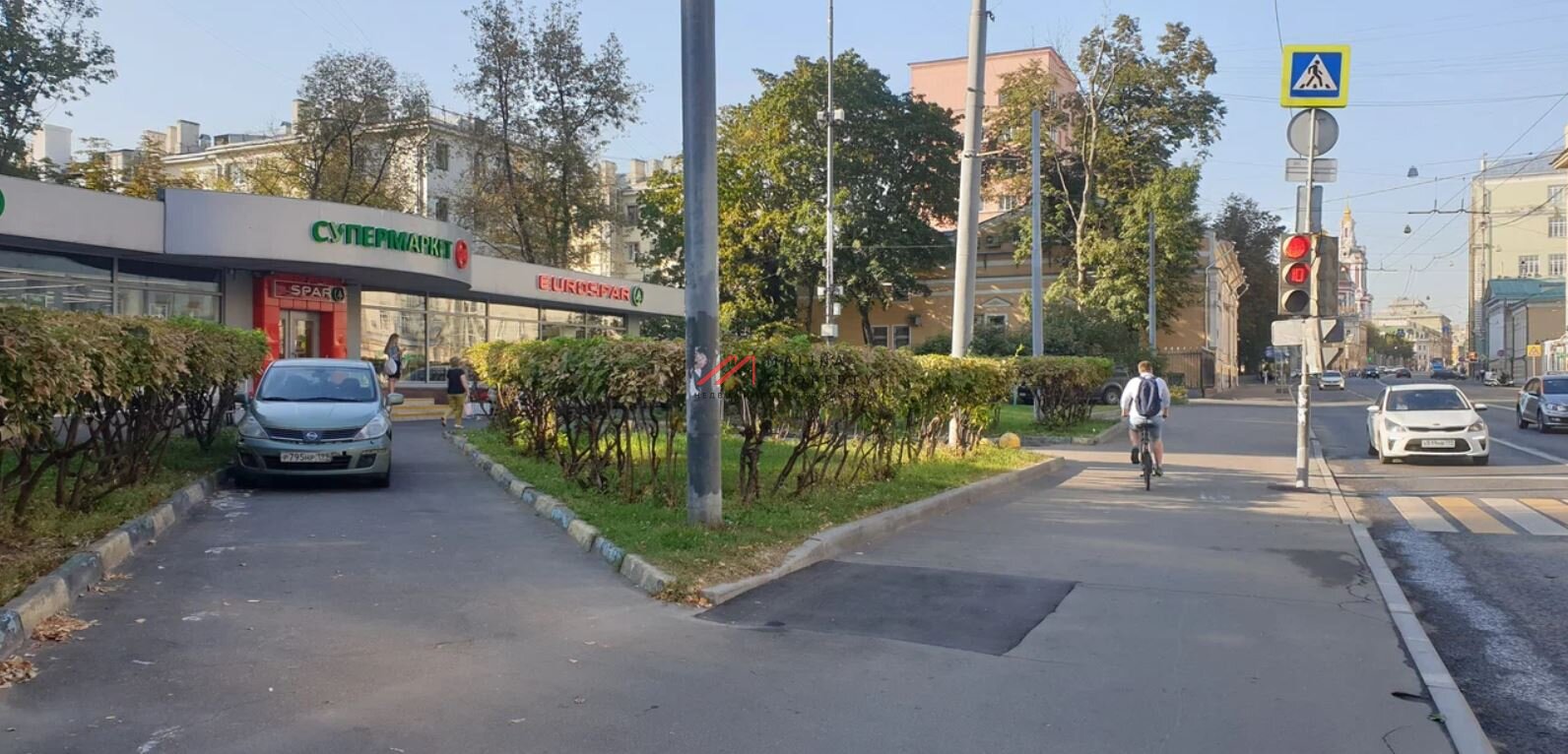 Продажа помещения с магазином  "Eurospar" на Бауманской
