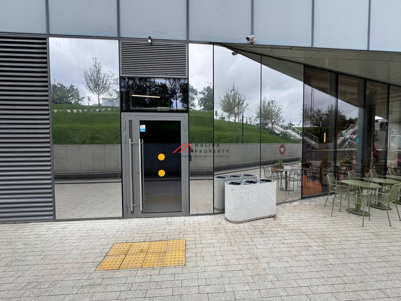 Аренда помещения в торговом центре ОМА