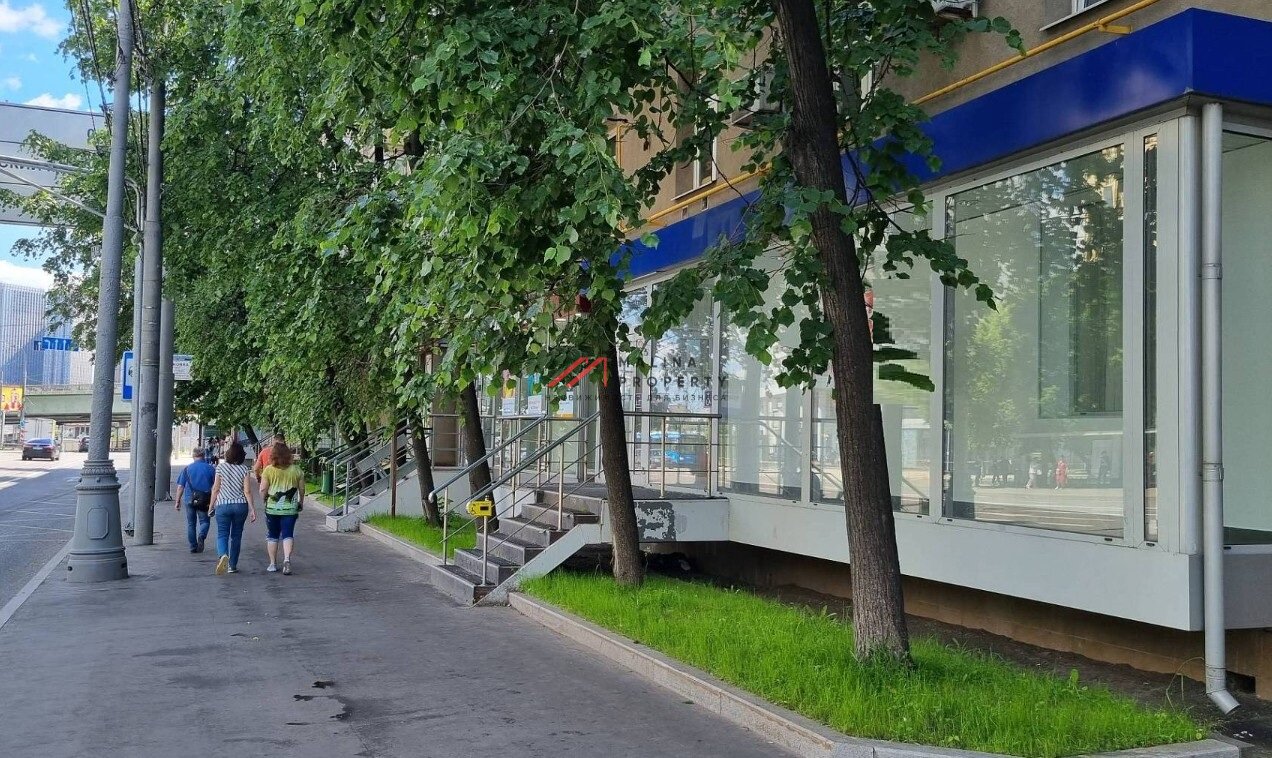 Продажа помещения на выходе из метро Беговая