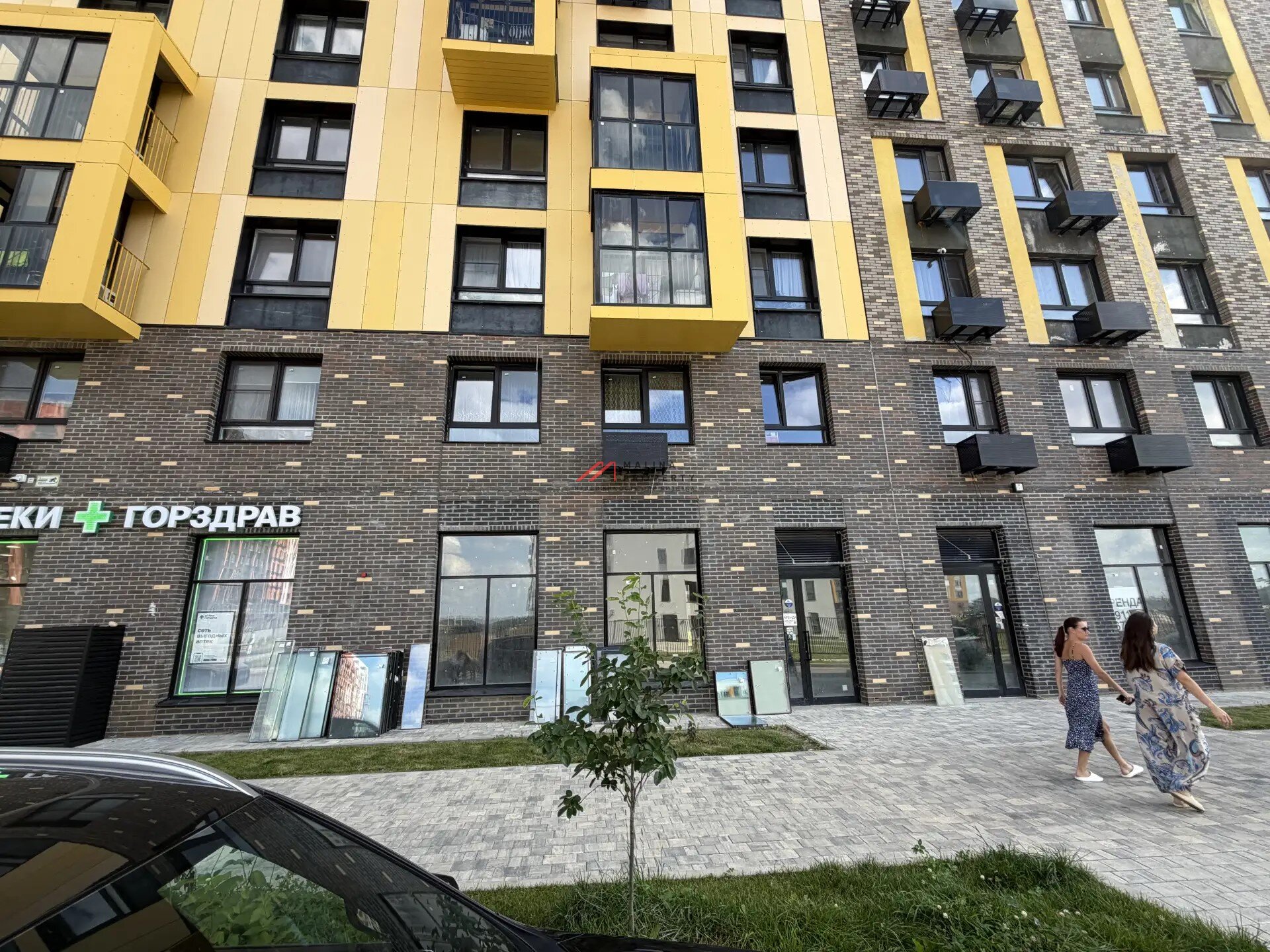 Продажа помещения в жилом комплексе Пятницкие Луга