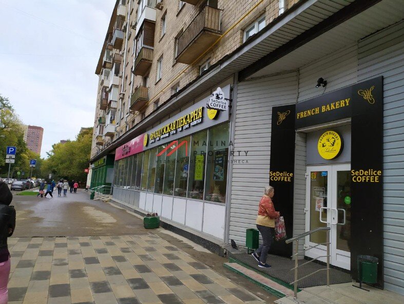 Аренда коммерческого помещения у метро Аэропорт