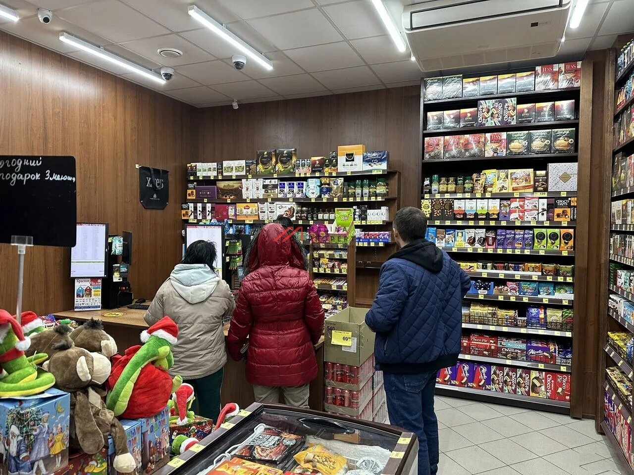Продажа торгового помещения с арендатором "Красное и Белое" 