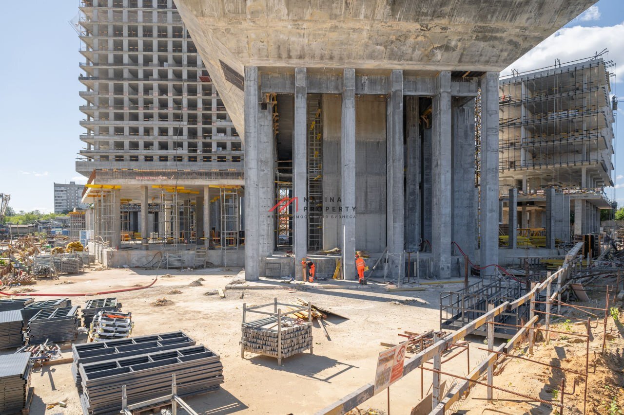 Продажа торгового помещения в ЖК премиум класса "TATE" 