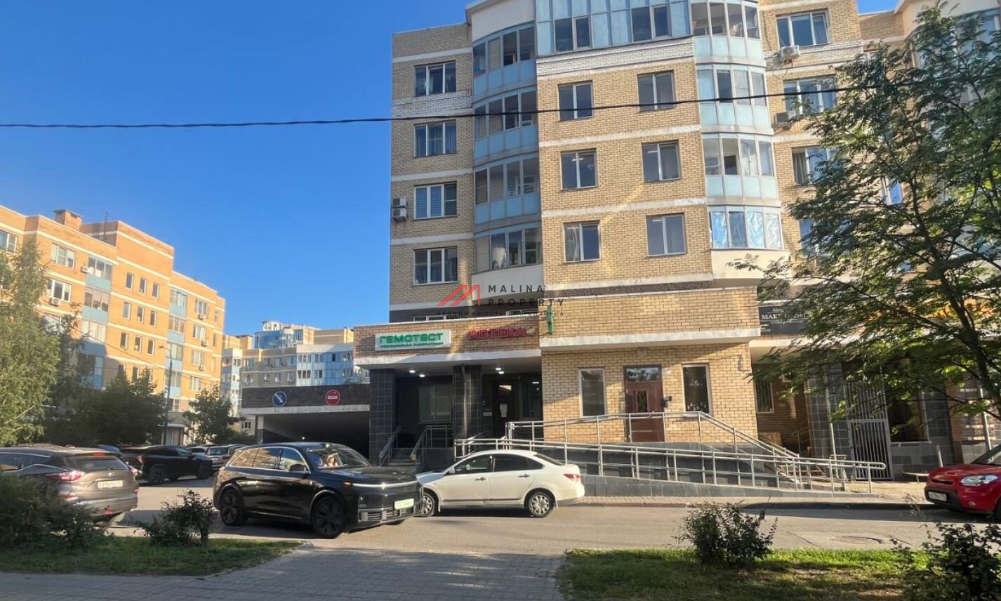 Продажа торгового помещений в районе м. Планерная