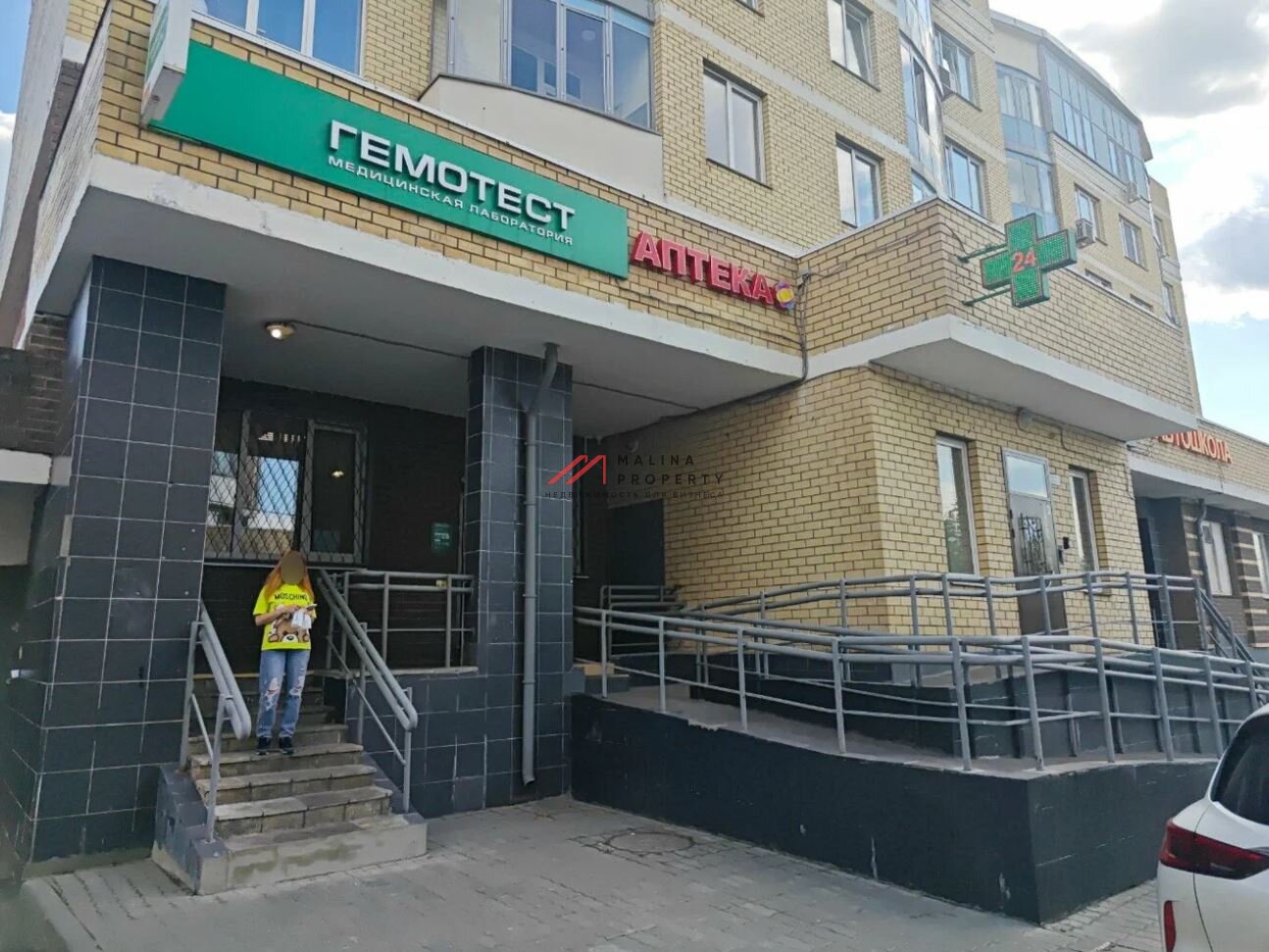 Продажа торгового помещений в районе м. Планерная