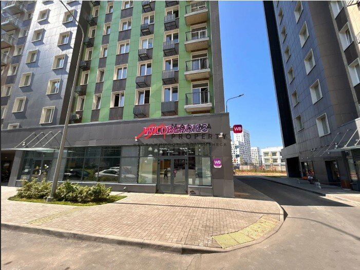 Продажа помещения с арендатором кафе Яндекс лавка