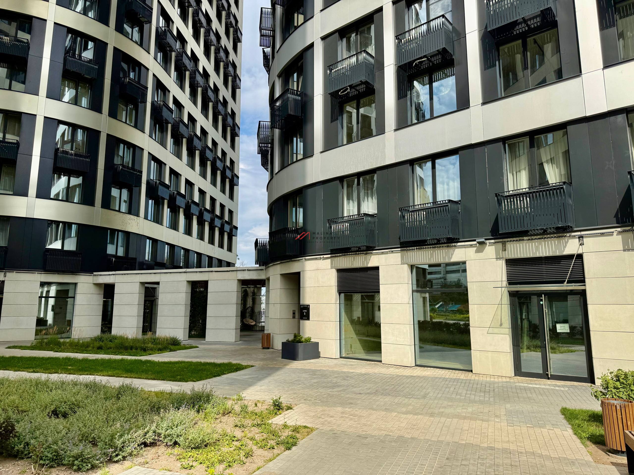 Продажа торгового помещения в "ЖК Level Нагатинская"
