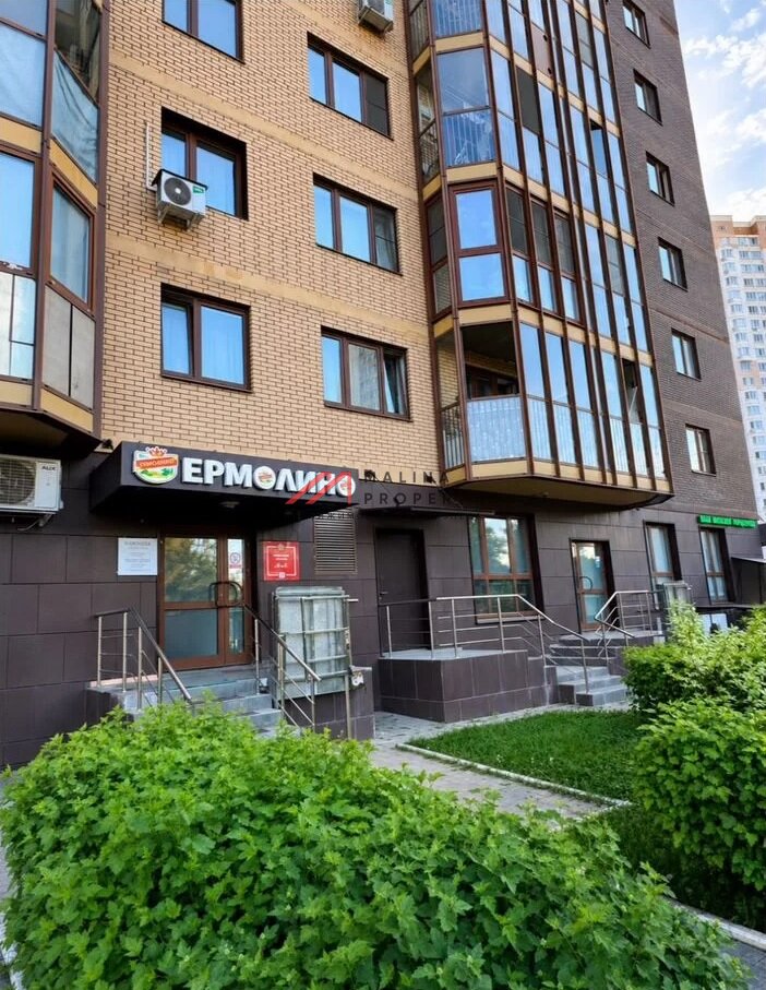 Продажа торгового помещения в ЖК "Союзный" 