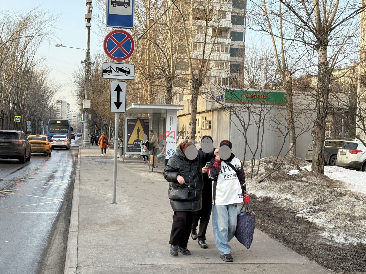 Продажа помещения с арендаторами рядом с метро Отрадное 