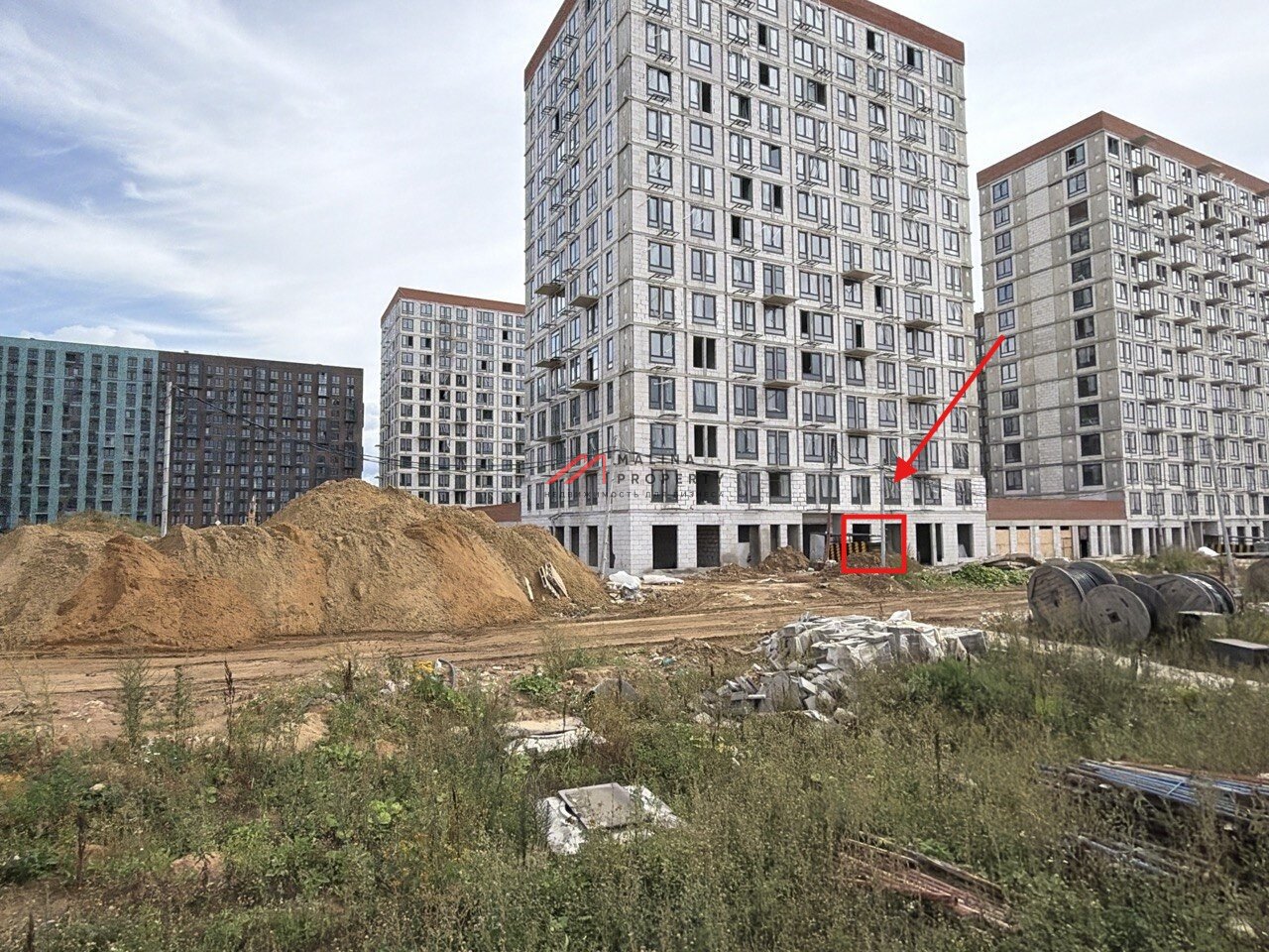 Продажа помещения рядом с супермаркетом 