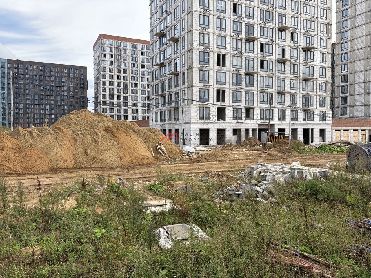 Продажа помещения рядом с супермаркетом 