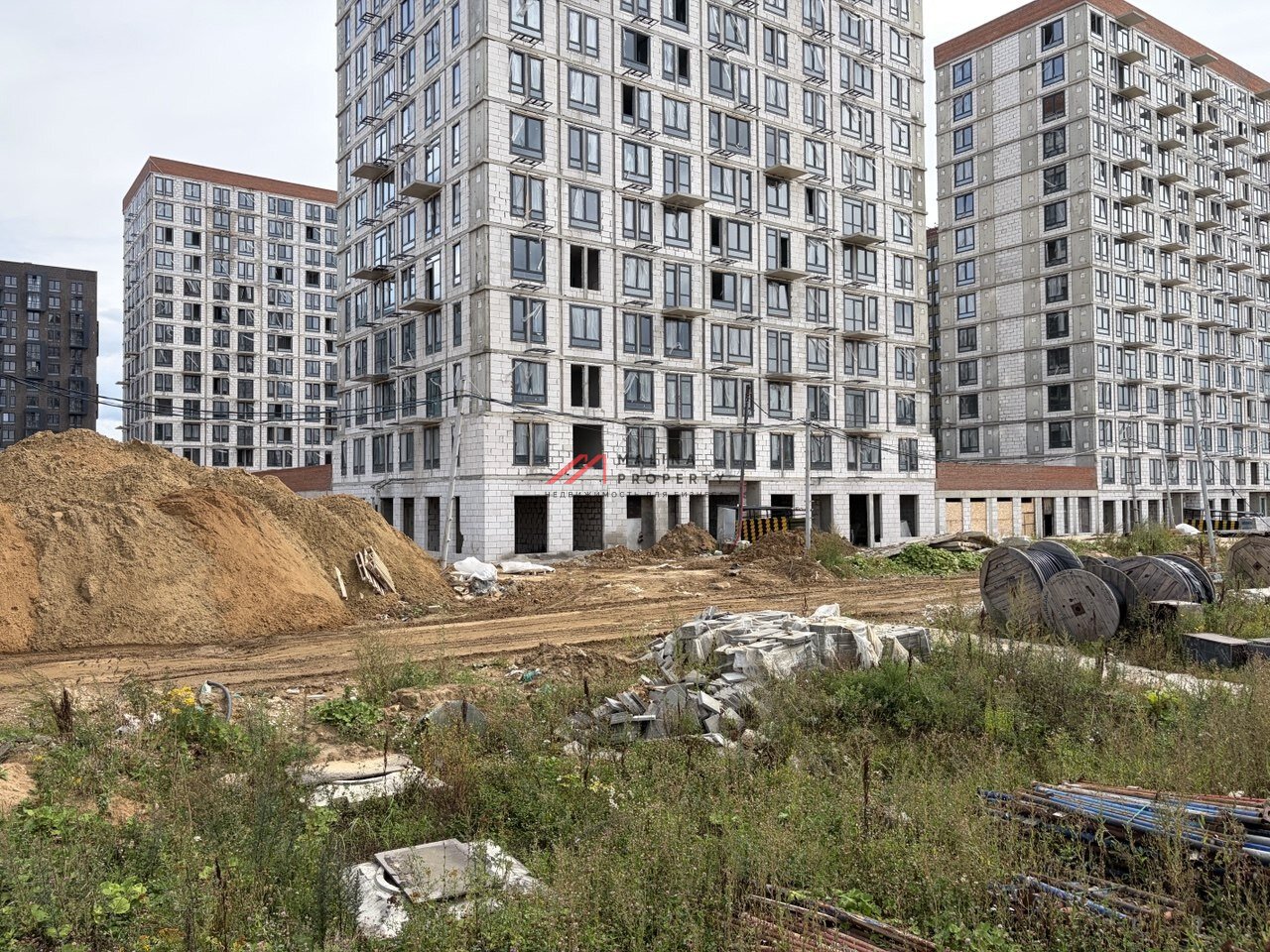 Продажа углового помещения в жилом комплексе Остафьево