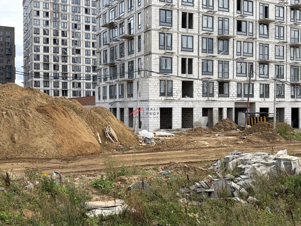 Продажа углового помещения в жилом комплексе Остафьево