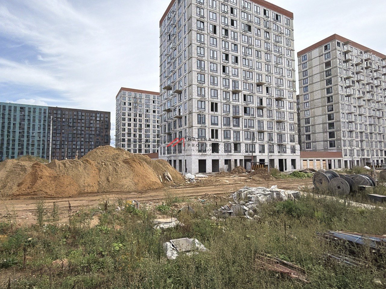 Продажа углового помещения в жилом комплексе Остафьево