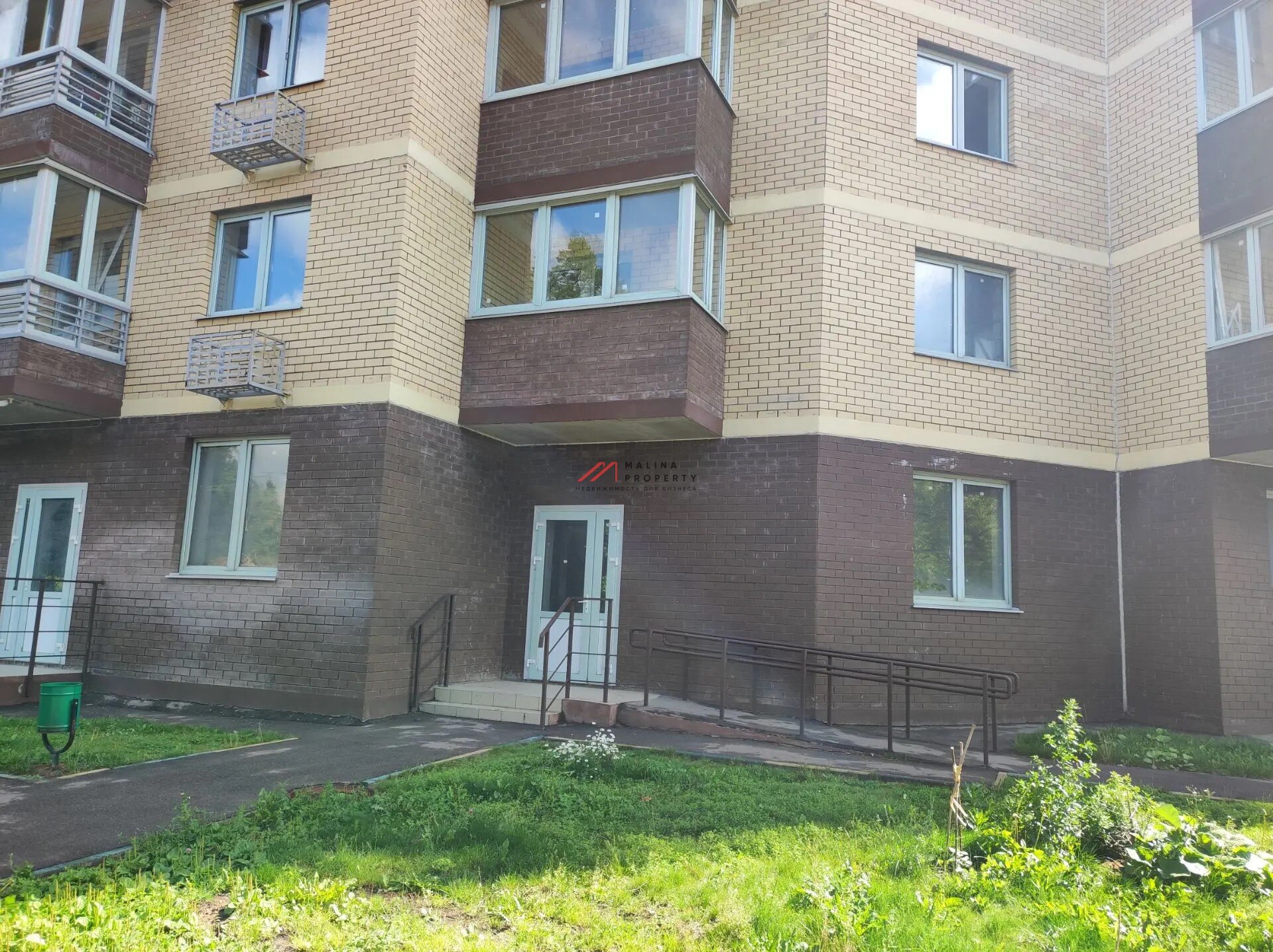 Продажа торгового помещения в ЖК "Микояна"