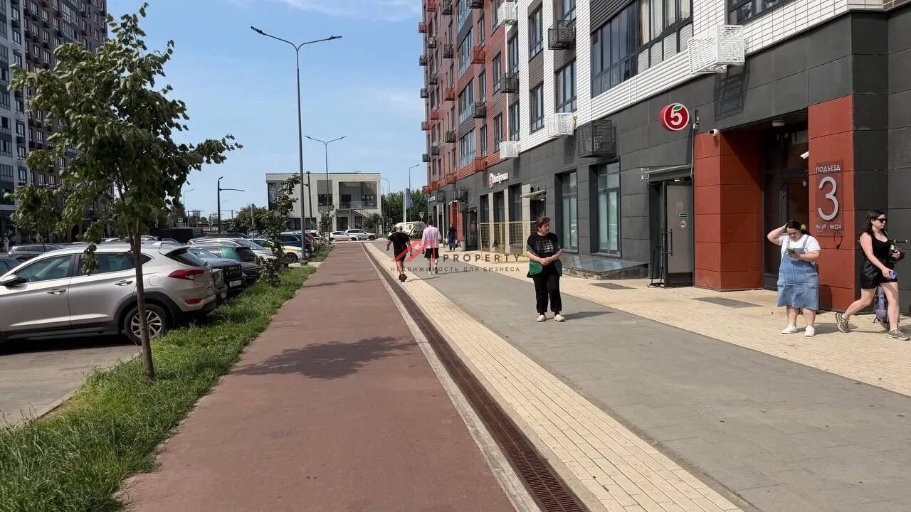 Аренда торгового помещения в ЖК "1-й Ленинградский" 