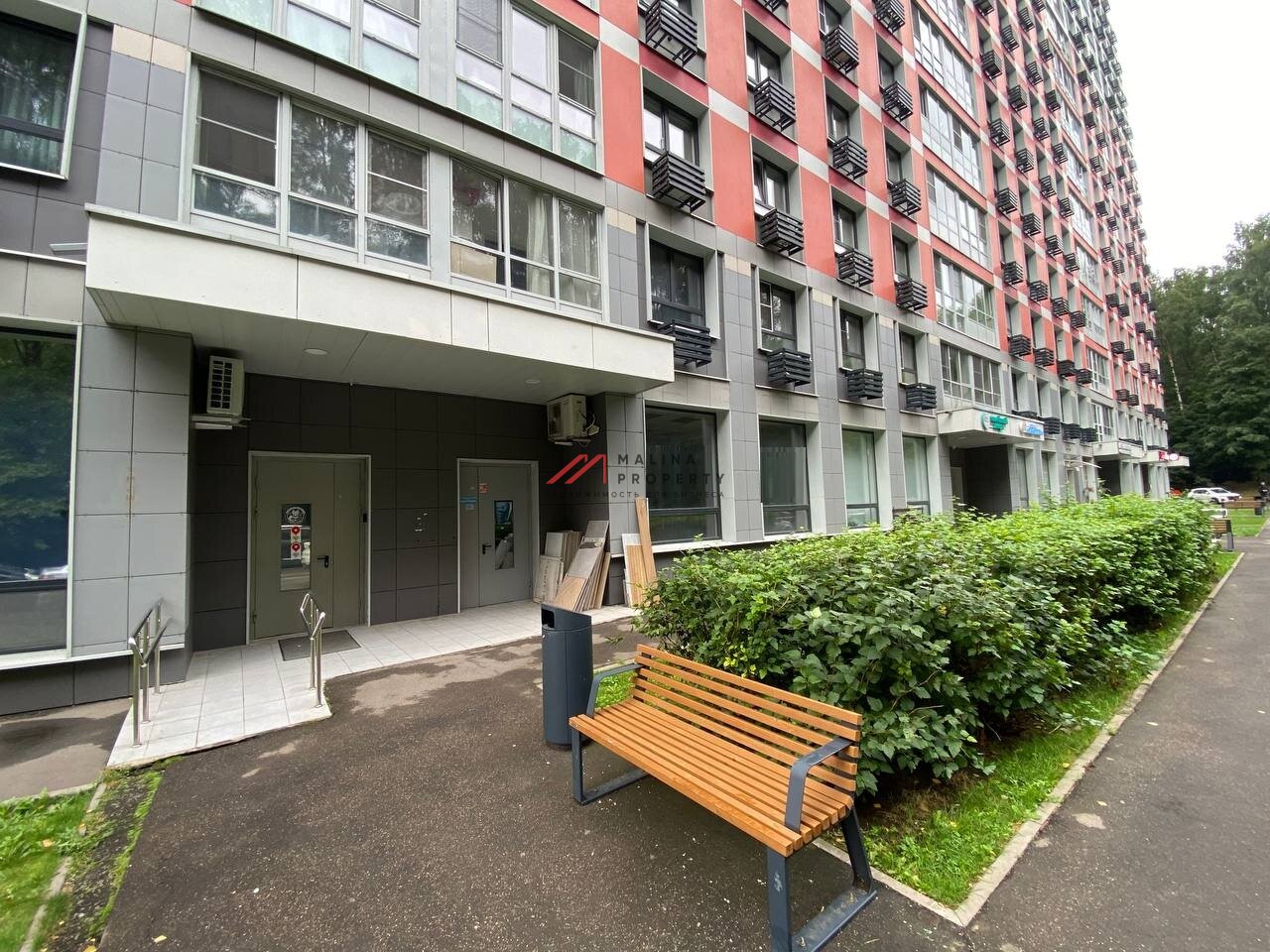 Продажа торгового помещения рядом с метро Физтех