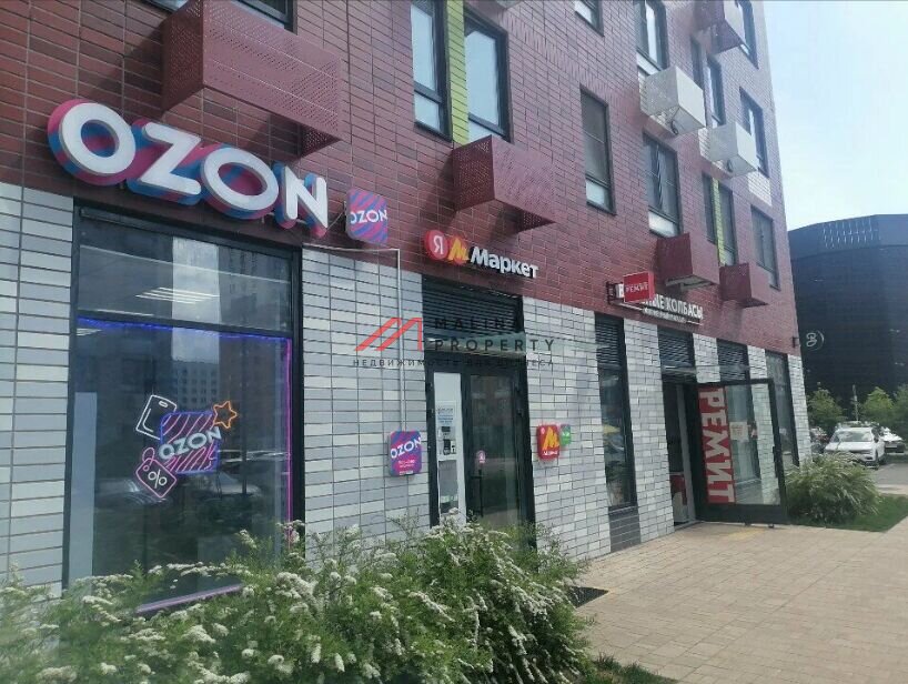 Продажа торгового помещения у метро Филатов луг