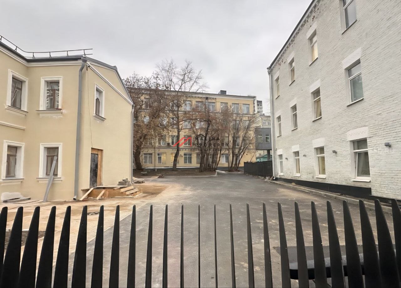 Продажа офисного здания на Марксистской