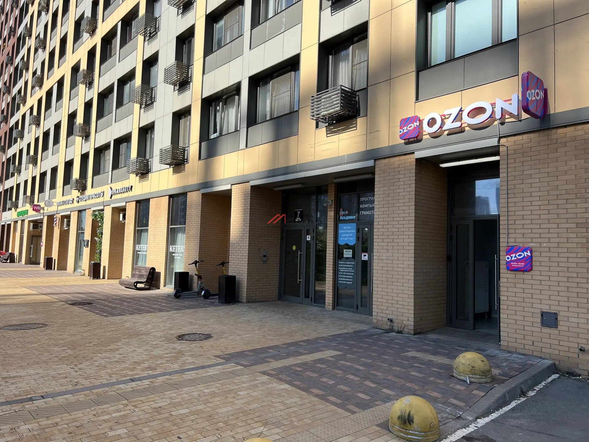 Продажа торгового помещения в ЖК "Сиреневый парк" 