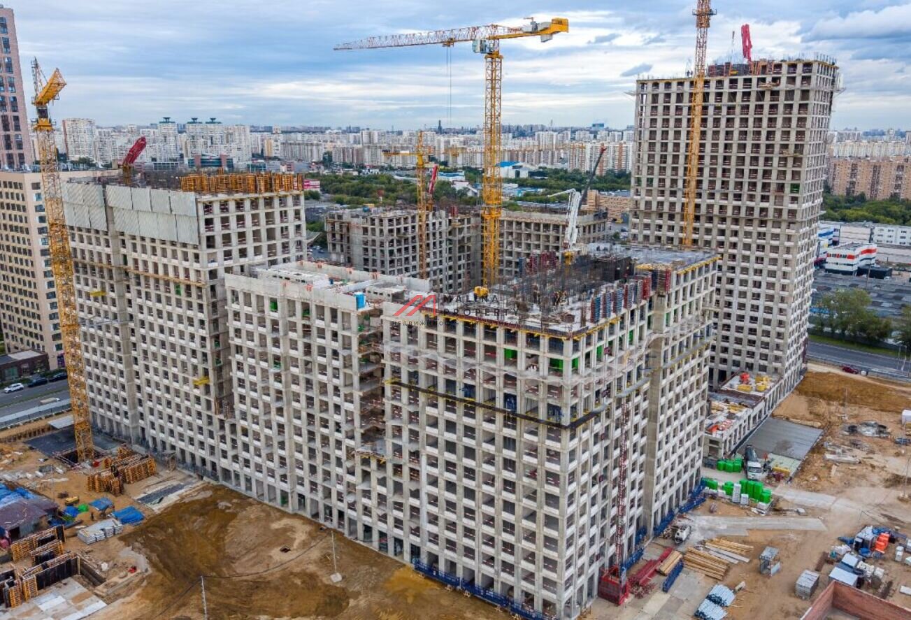 Продажа торгового помещения в ЖК Страна Заречная