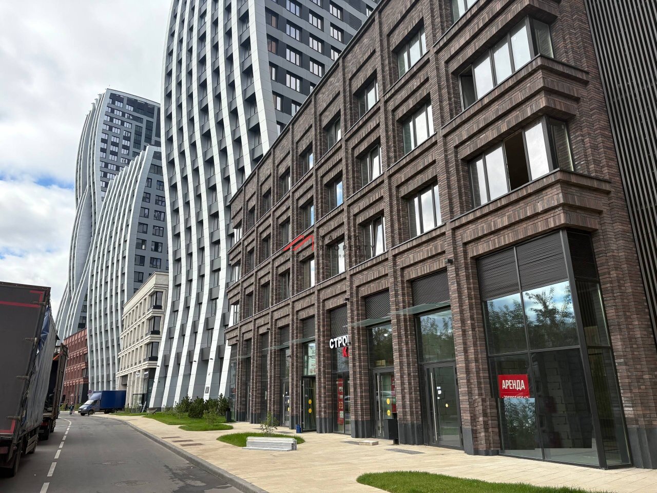Аренда торгового помещения в ЖК "Левел Южнопортовая" 