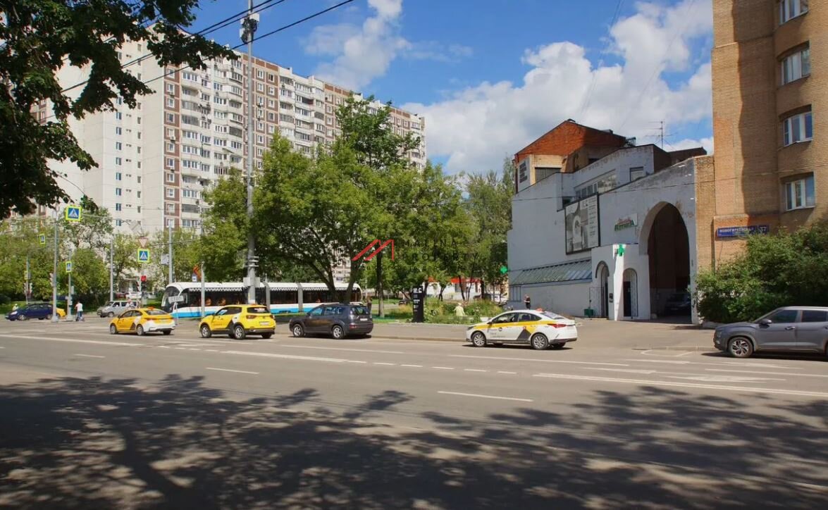 Продажа коммерческого помещения с аптекой Столички