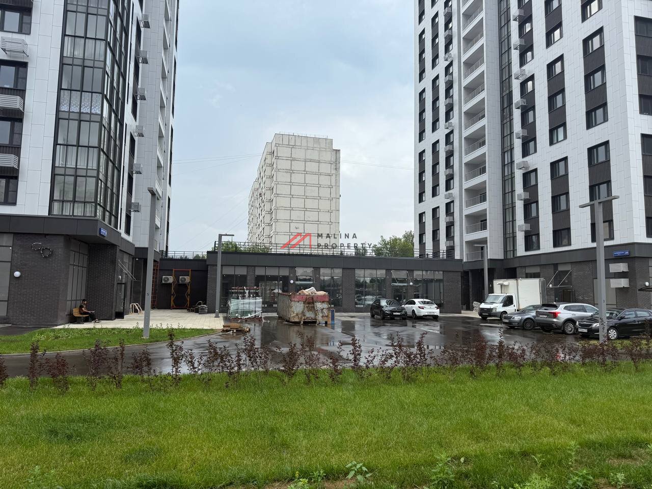 Продажа торгового помещения в новом доме на Яхромской