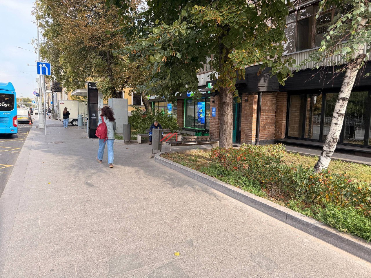 Продажа торгового помещения у метро Цветной бульвар 