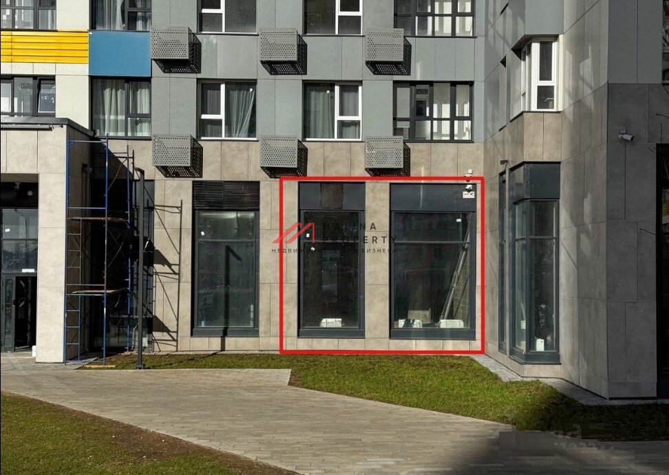 Продажа торгового помещения в ЖК "Спутник"