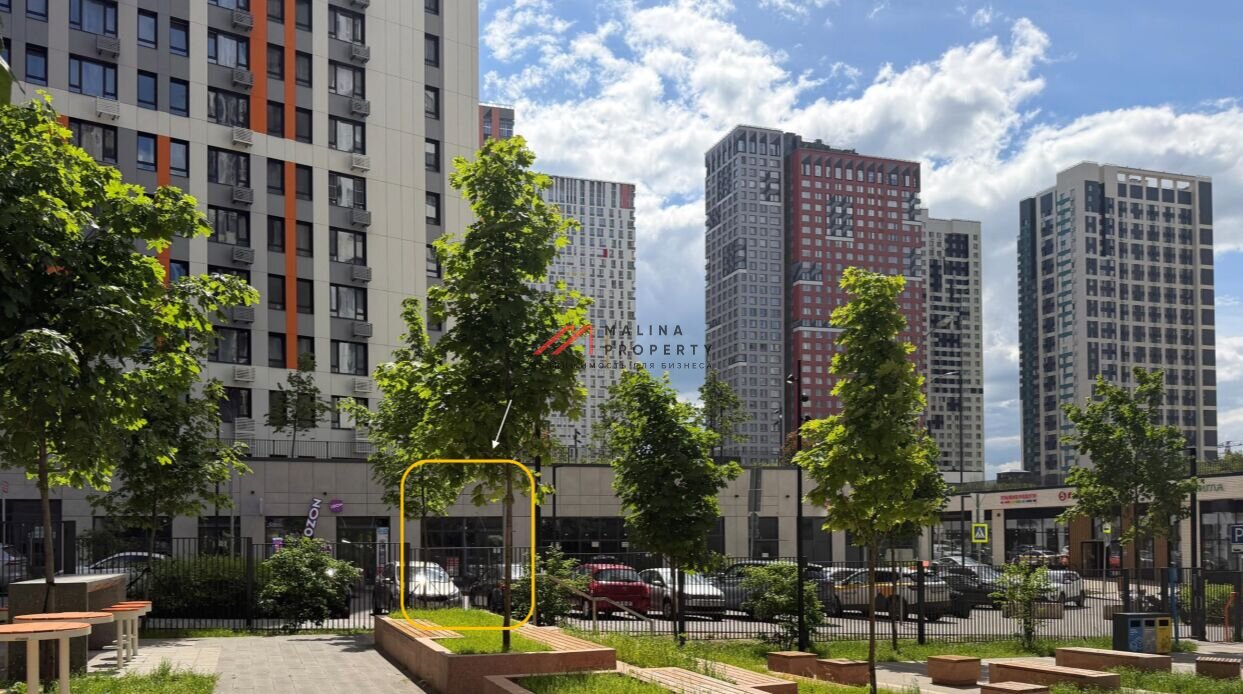 Продажа торгового помещения в ЖК Спутник