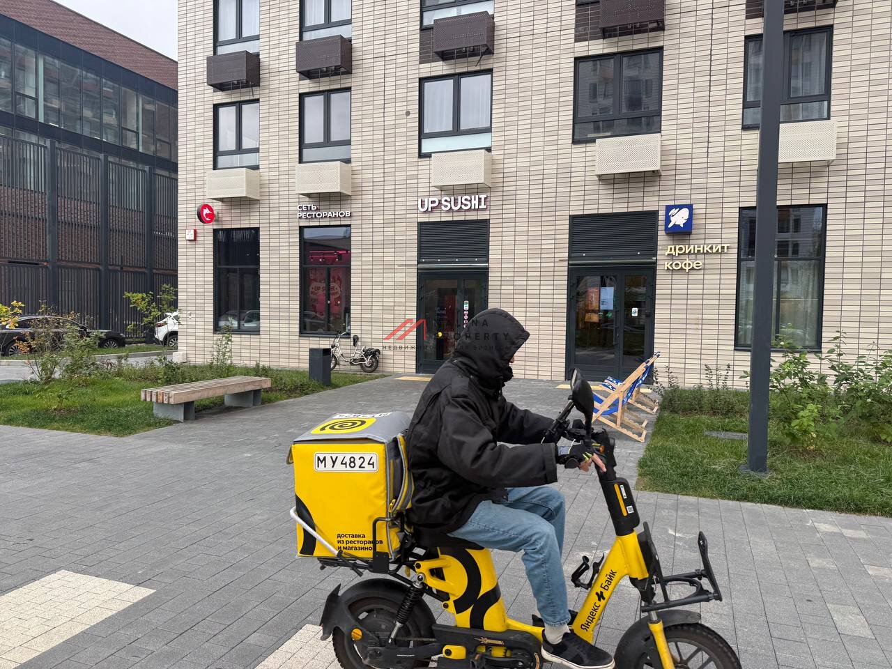Продажа помещения с арендатором Up суши в ЖК "Волжский парк" 