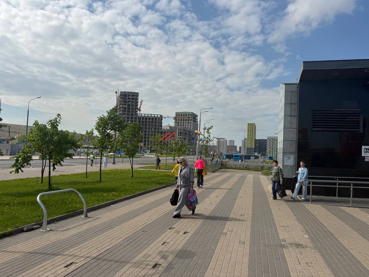 Продажа торгового помещения в ЖК «Саларьево парк»