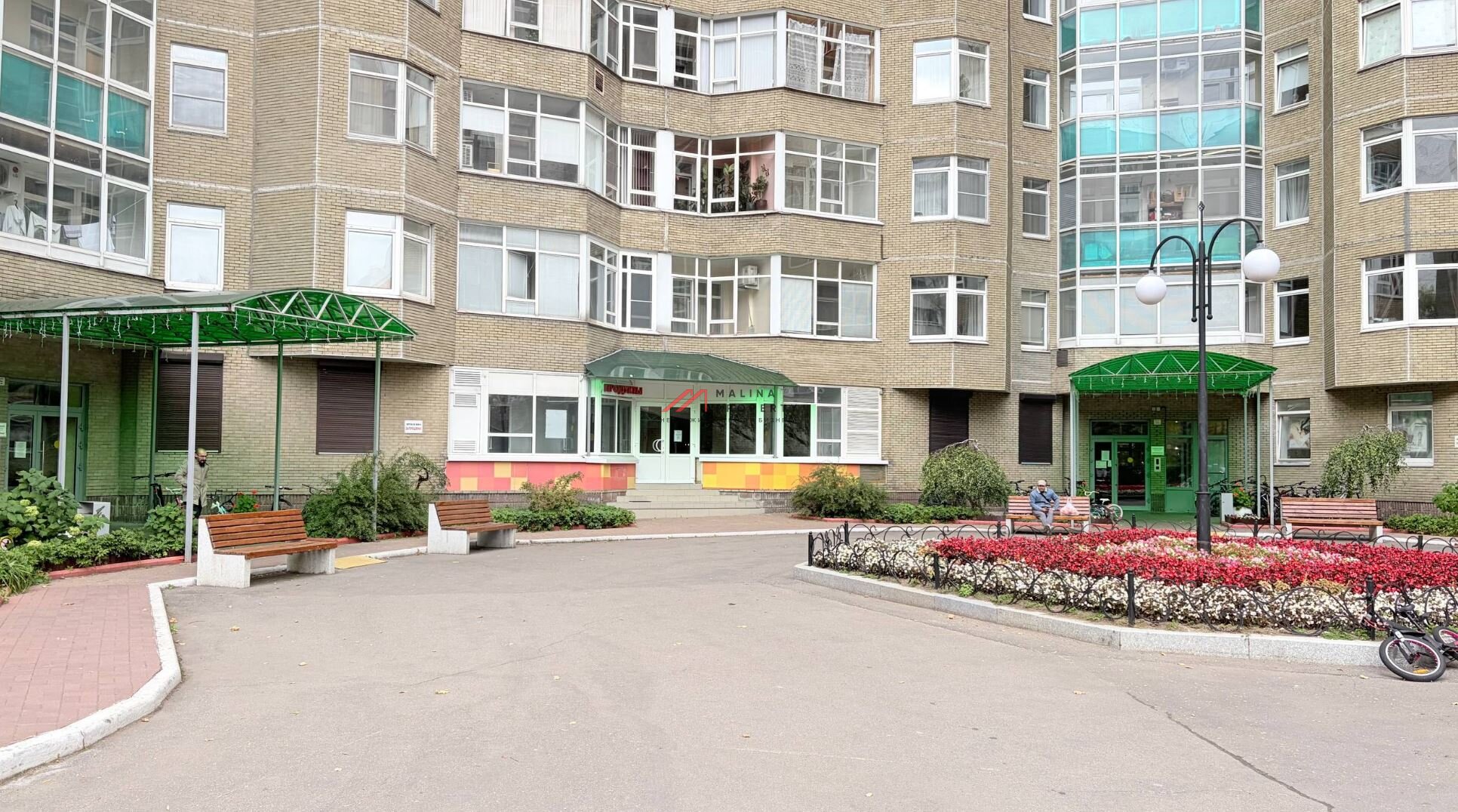 Продажа торгового помещения на ул. Островитянова