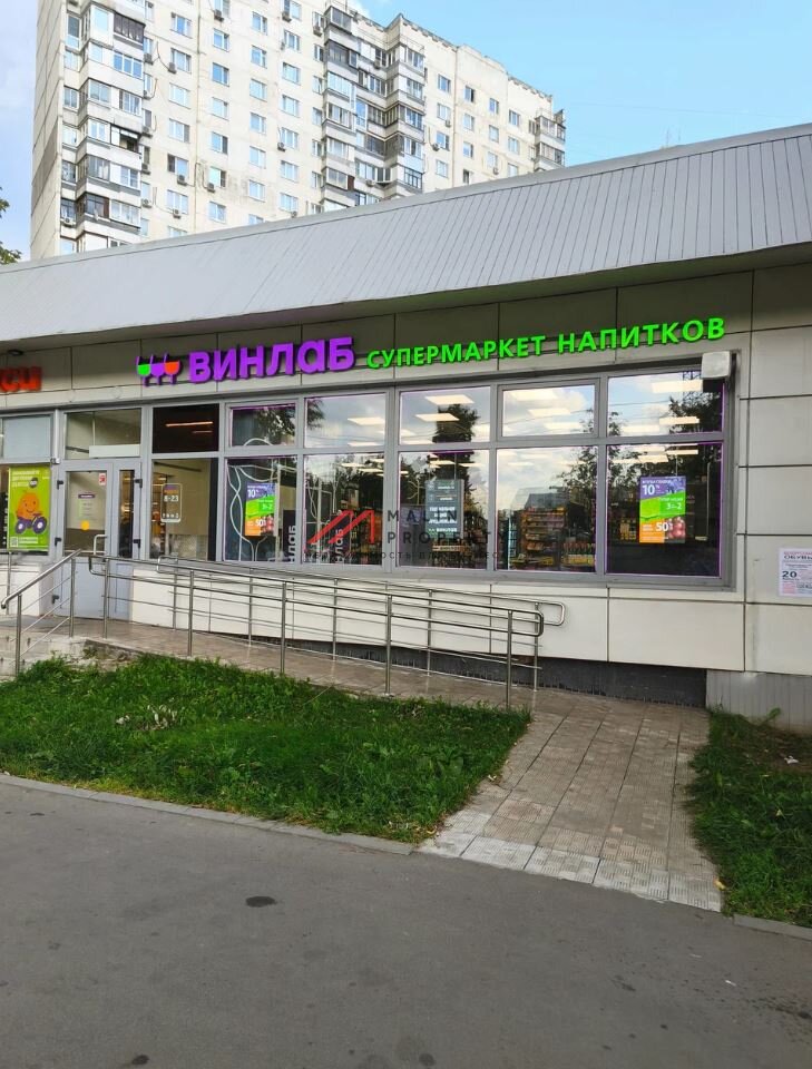 Продажа здания с арендаторами. Окупаемость 8,1 лет.