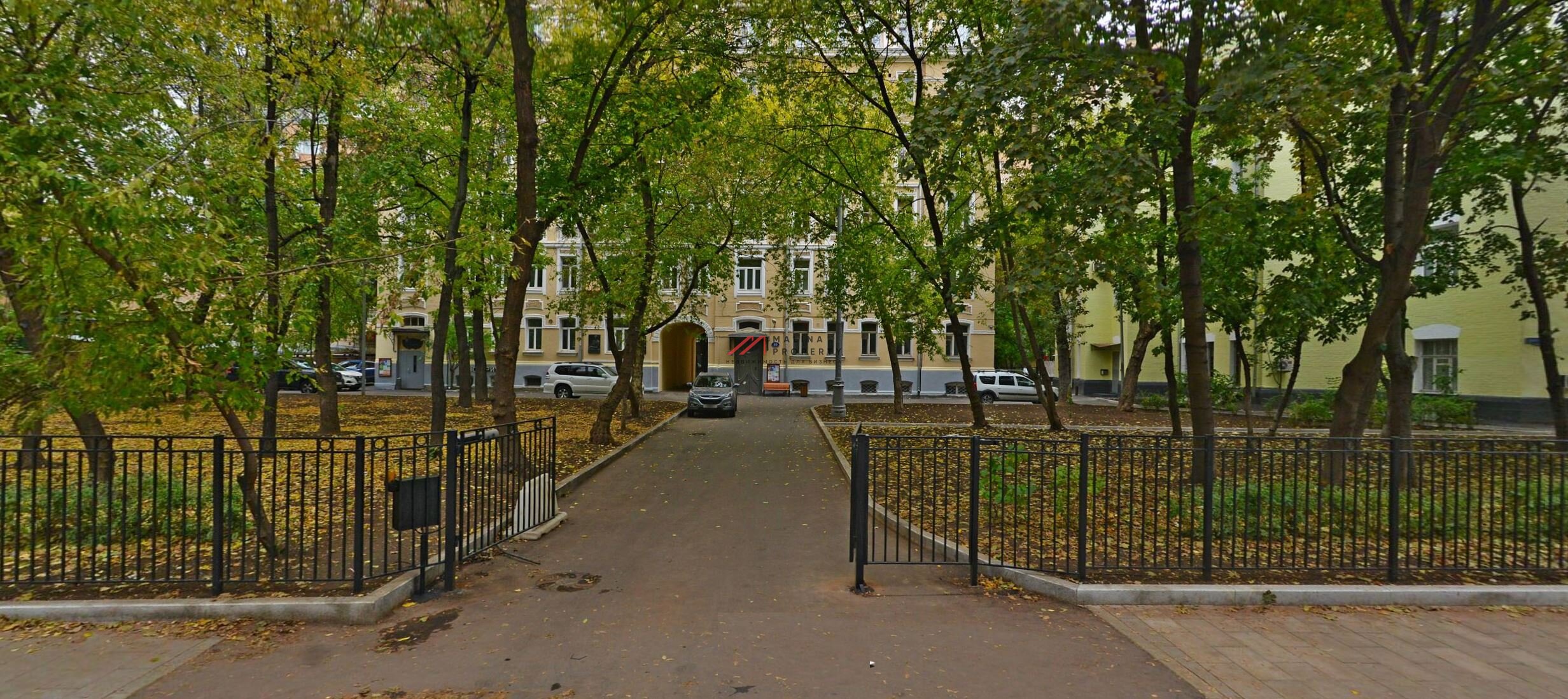 Продажа нежилого помещения с арендатором на Смоленской