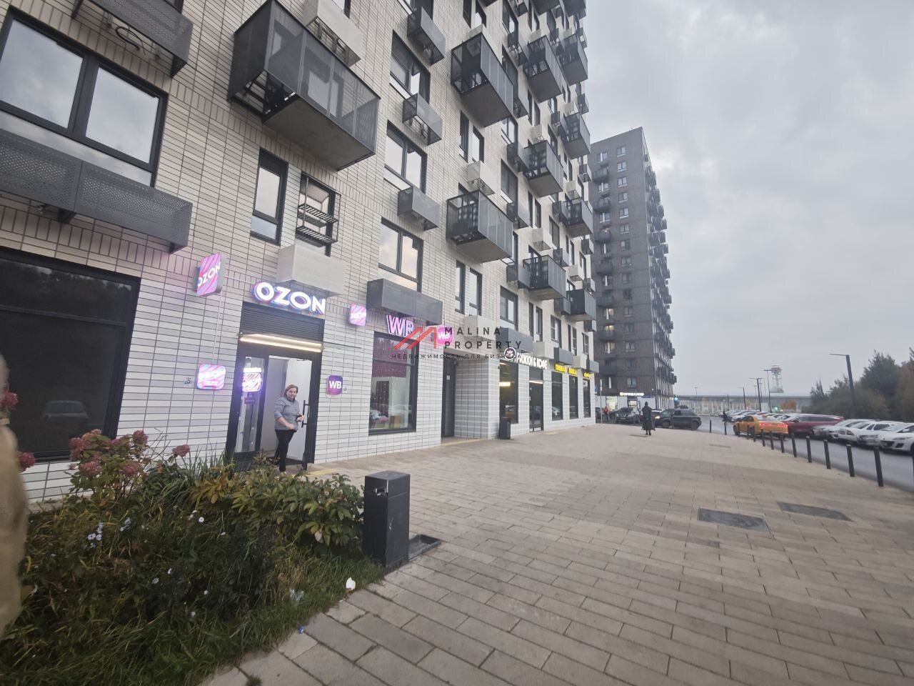 Продажа торгового помещения в ЖК "Саларьево парк" 