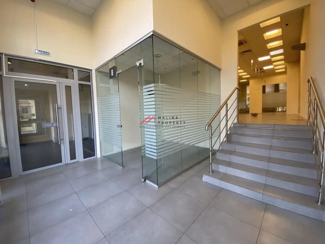 Аренда нежилого помещения на выходе из метро Университет
