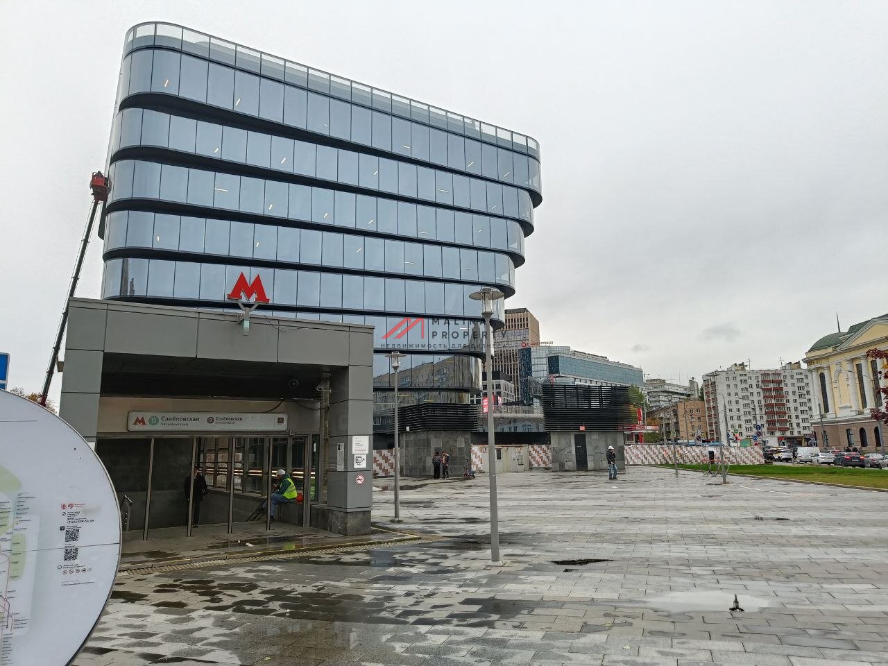 Продажа торгового помещения в бизнес центре Twist
