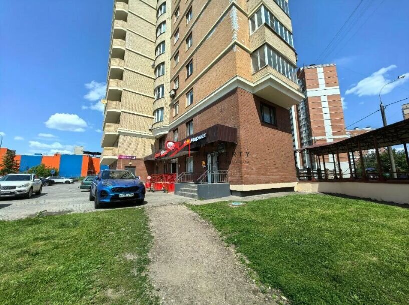 Продажа помещения с арендаторами. Окупаемость 10 лет.