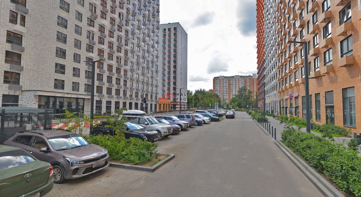 Продажа торгового помещения в ЖК "Кольская 8"
