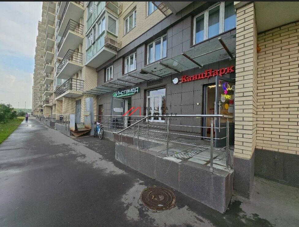 Продажа помещения с арендатором медцентр Инстамед