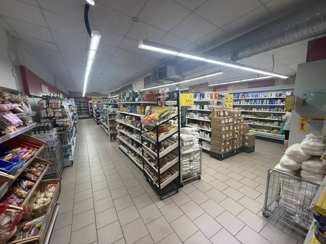 Продажа торгового здания с окупаемостью 9,2 года с супермаркетом Магнит