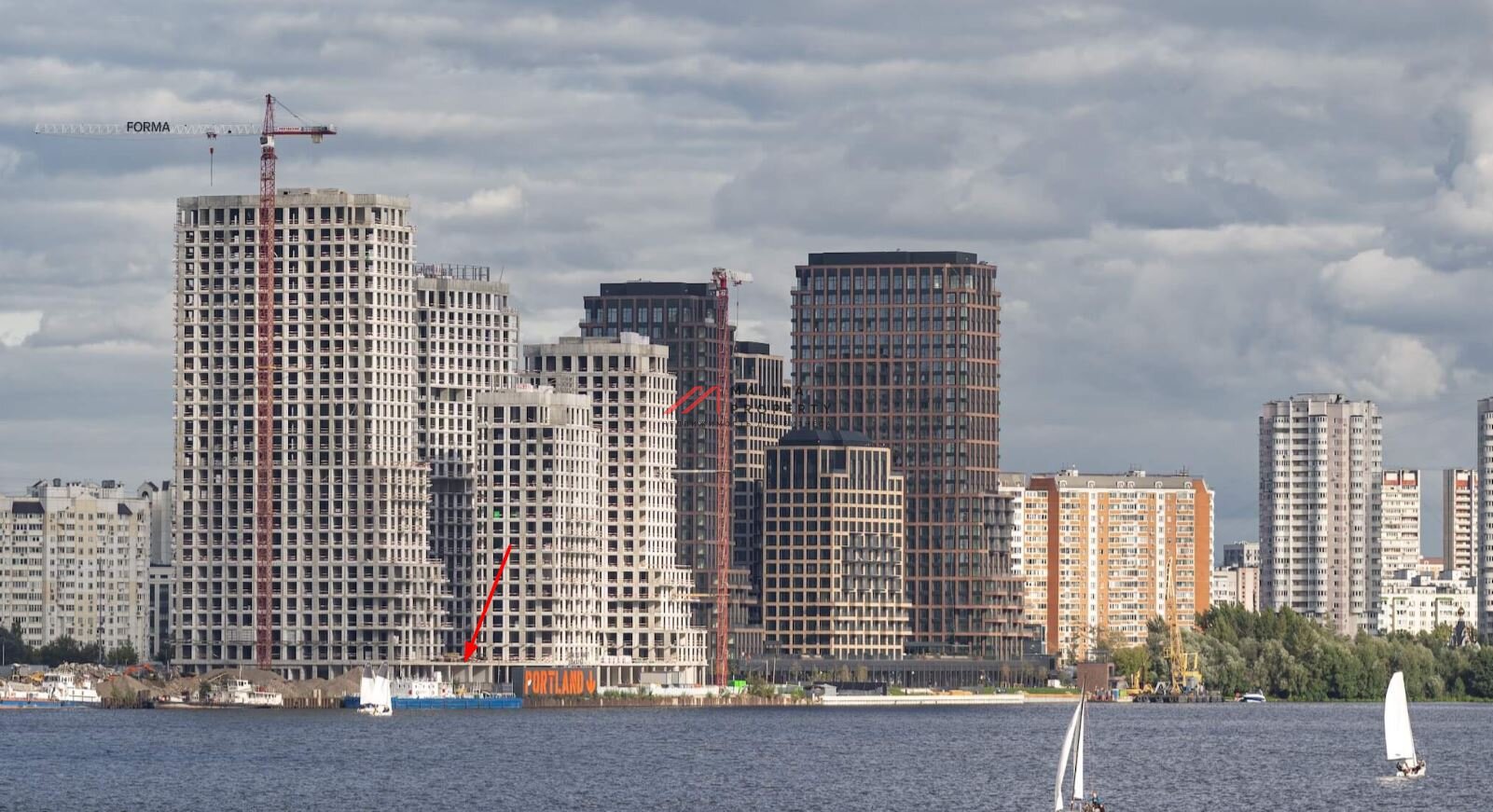 Продажа торгового помещения в проекте бизнес-класса "PORTLAND"